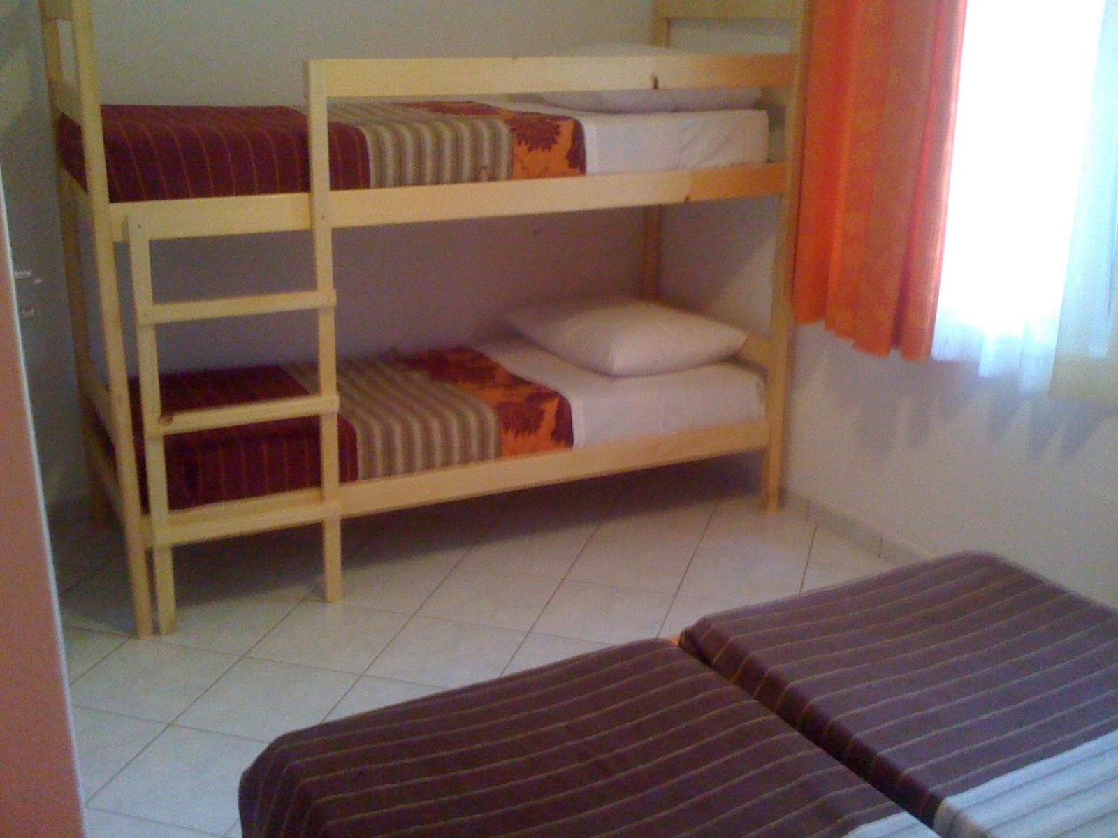 Hostel Amfora Fažana エクステリア 写真
