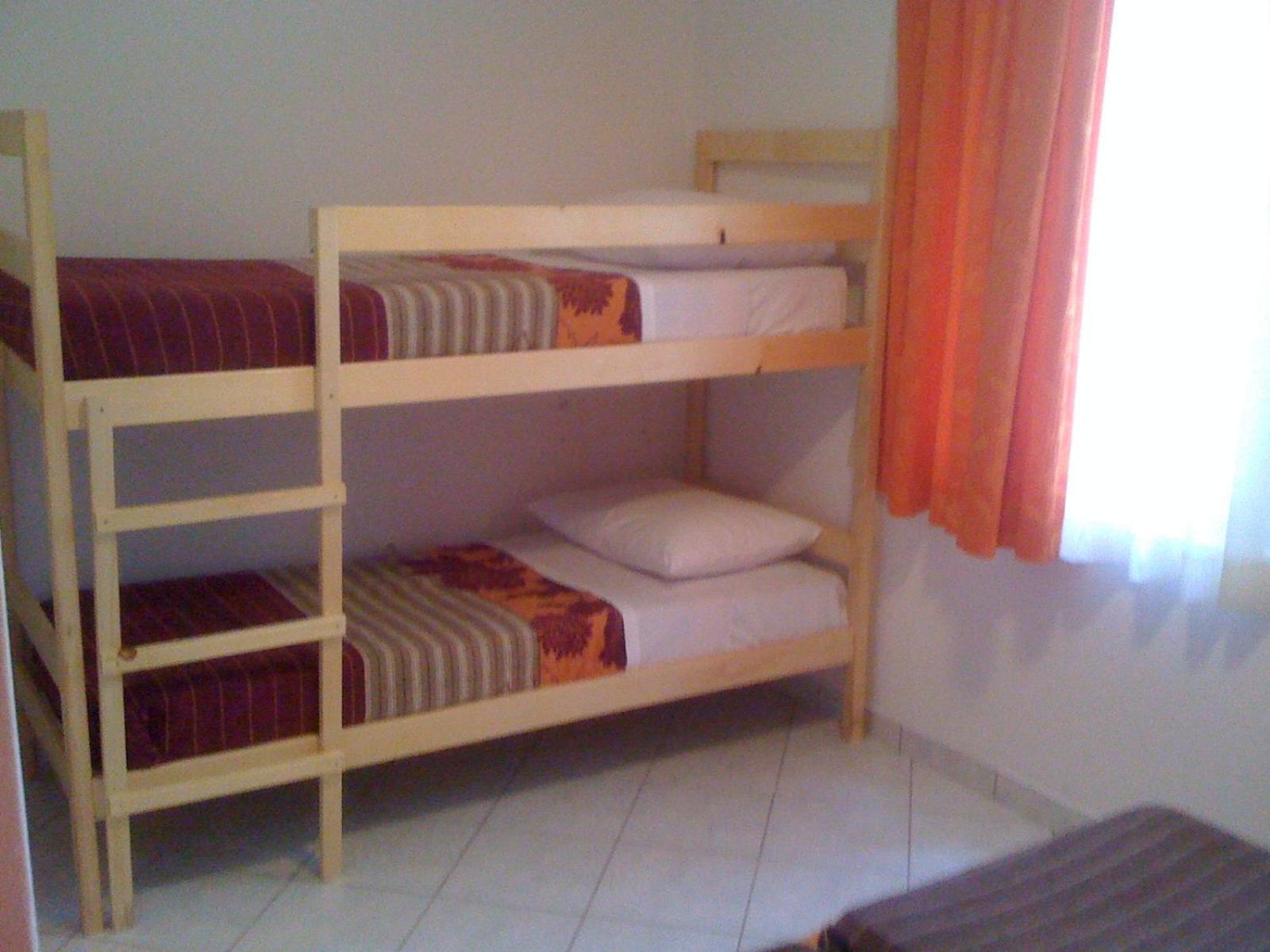 Hostel Amfora Fažana エクステリア 写真