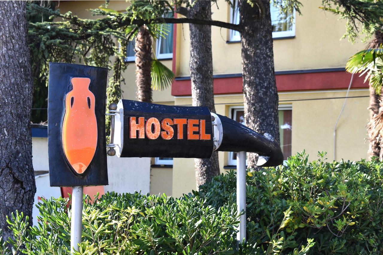 Hostel Amfora Fažana エクステリア 写真