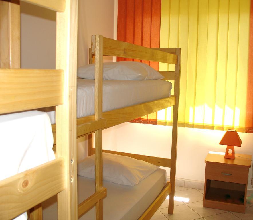 Hostel Amfora Fažana エクステリア 写真